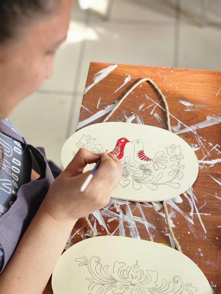 E7671439-B24E-42A4-80B2-AE883CC1D379