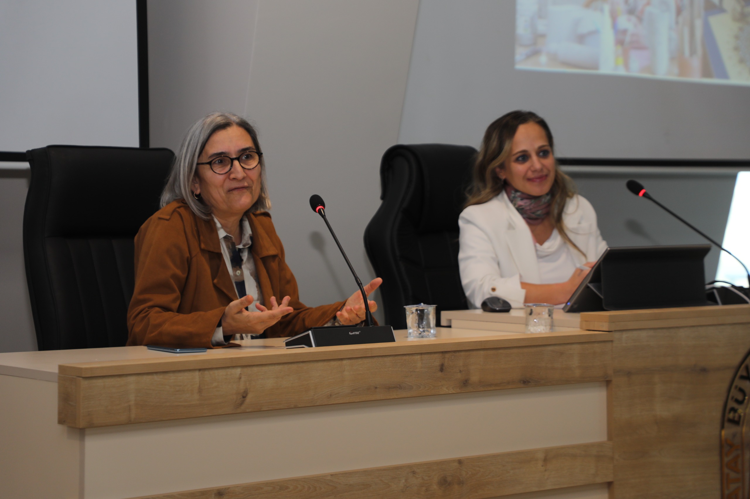 PHOTO-2025-11-28-18-28-52