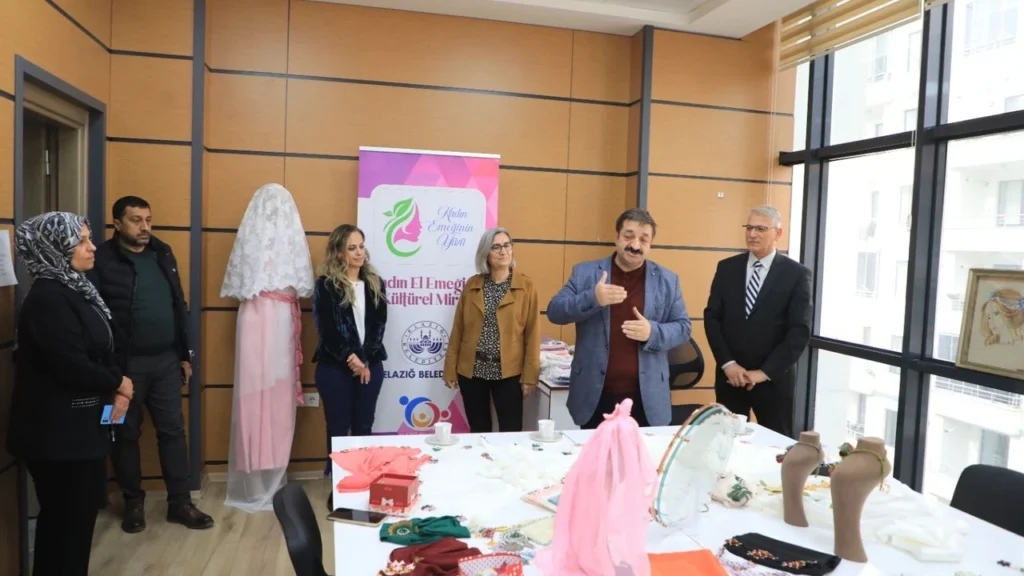 Elazığlı Kadınların Gelenekten Geleceğe Yolculuğu